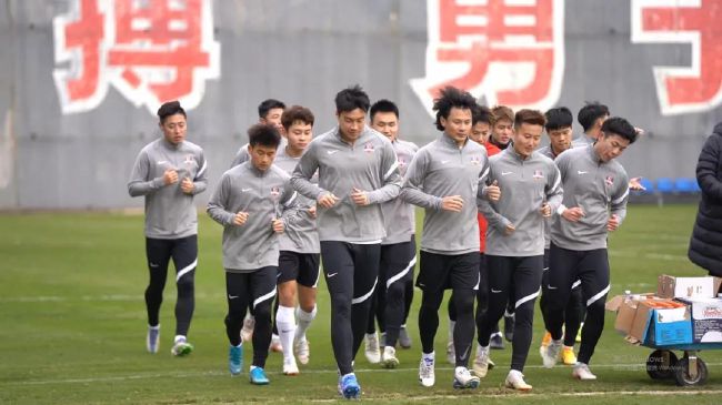 这段时间并不容易，不过我很确定他知道下一步该做什么，他不需要我的建议或者是鼓励，他有足够的经验来度过这段时间。